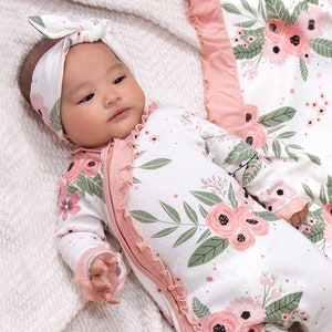 Floral Romper for Newborn Girls - Adorable Baby Girl Clothes - Soft Cotton Zipper - Coming Home Outfit - Baby Shower Gift - Tesa Babe
